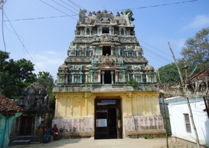 The Kalinga Narthana Perumal temple in Oothukadu village